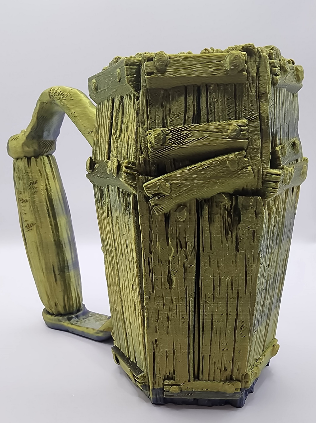The Coffin - Can holder