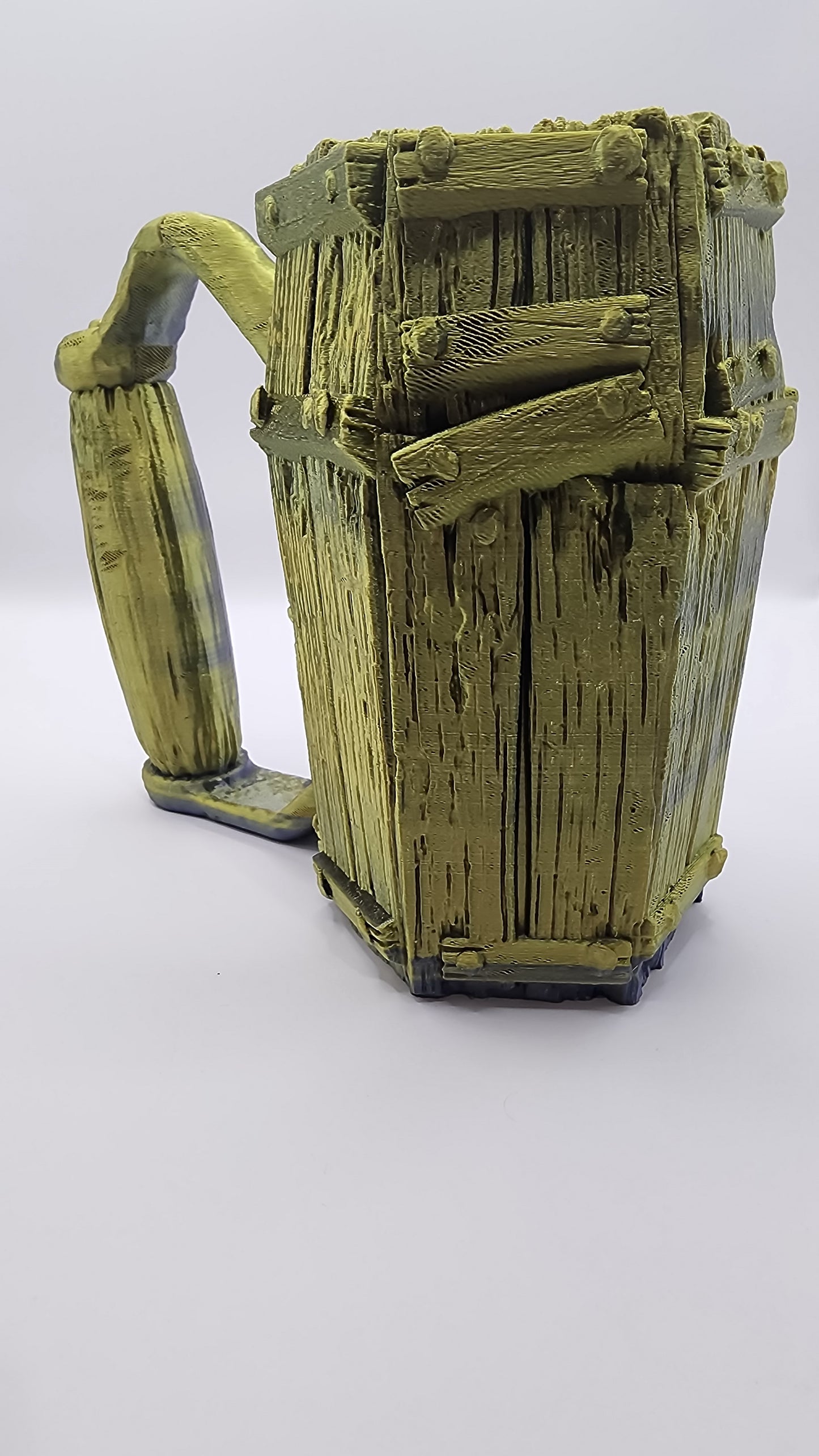 The Coffin - Can holder